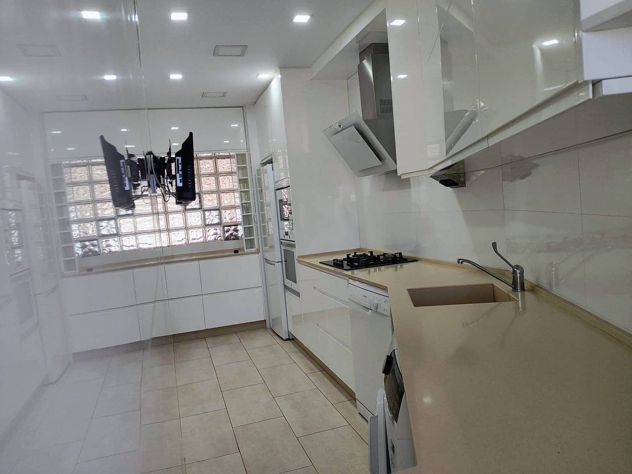 2 slaapkamer Appartement te koop in Lo Pagan met zwembad - € 159.900 (Ref: 9155954)