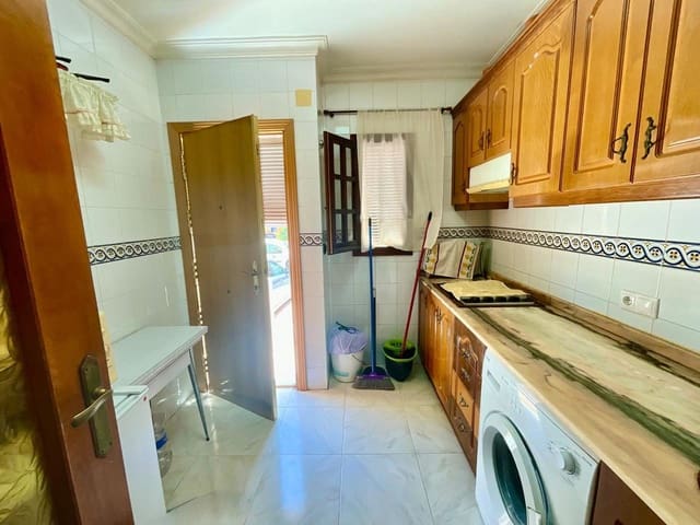 2 bedroom Bungalow for sale in El Molino, Torrevieja with pool - € 159,000 (Ref: 9155956)