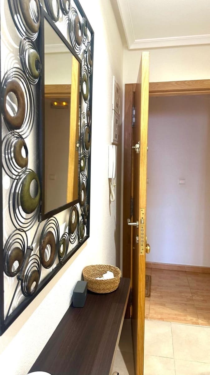 2 soverom Penthouse til salgs i Torrevieja - € 164 900 (Ref: 9155971)