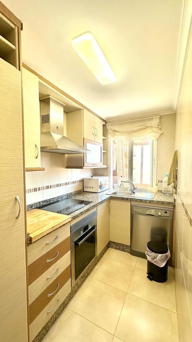 2 soverom Penthouse til salgs i Torrevieja - € 164 900 (Ref: 9155971)