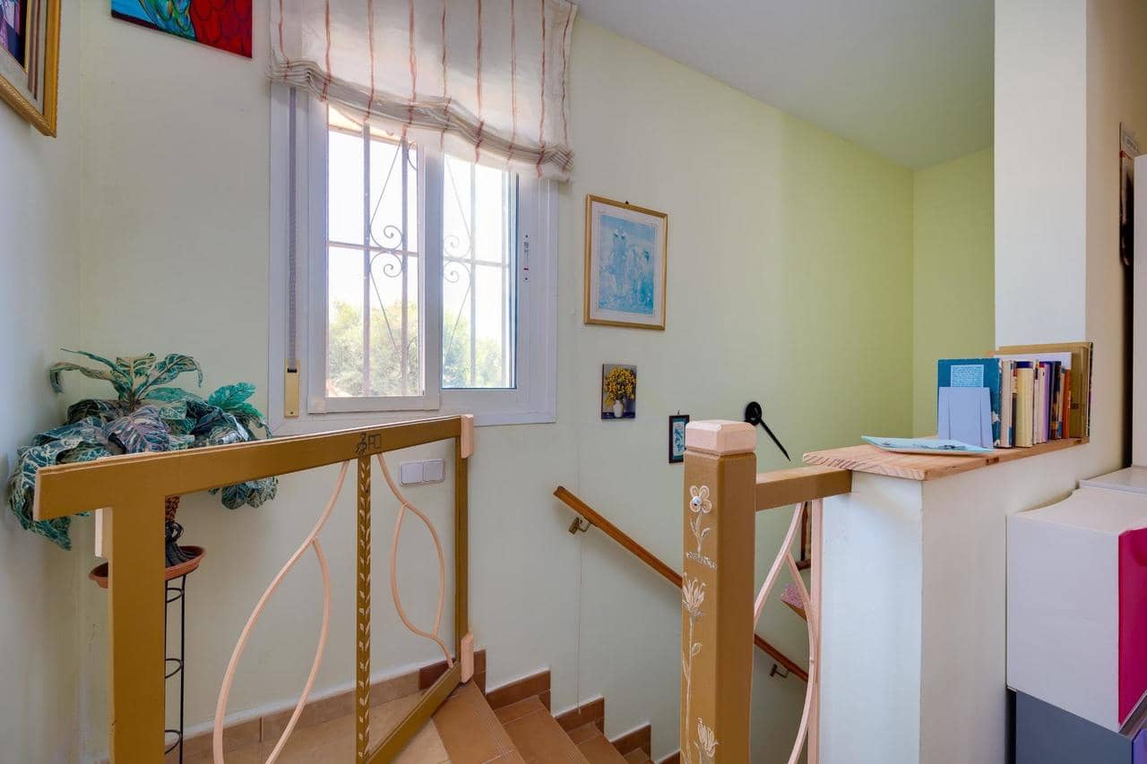 4 soveværelse Villa til salg i Torrevieja - € 290.000 (Ref: 9155972)