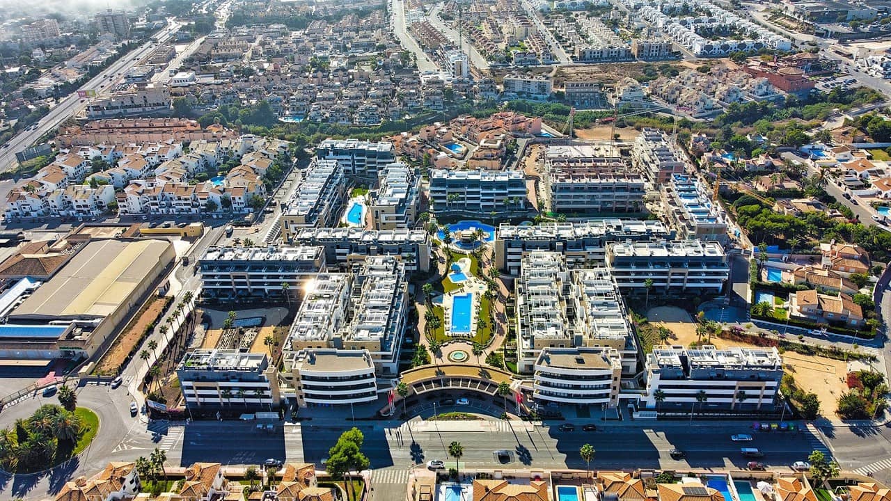 2 slaapkamer Appartement te koop in Playa Flamenca - € 397.000 (Ref: 9155973)