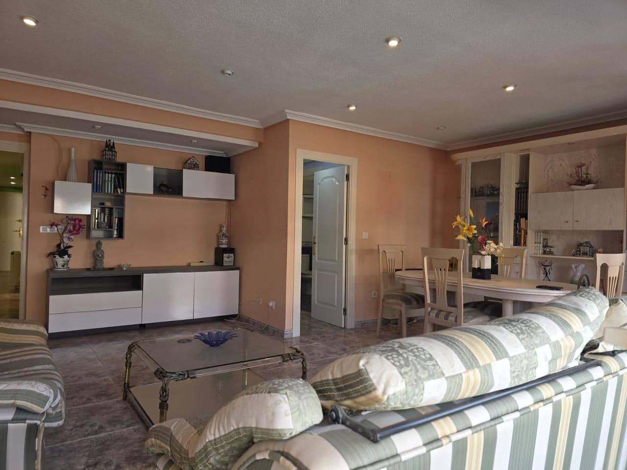 2 makuuhuone Huoneisto myytävänä paikassa Torrevieja - 156 700 € (Ref: 9155988)