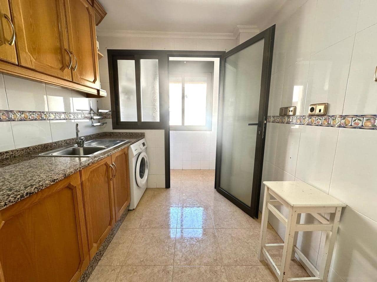 4 Zimmer Apartment zu verkaufen in Torrevieja - 275.000 € (Ref: 9156008)