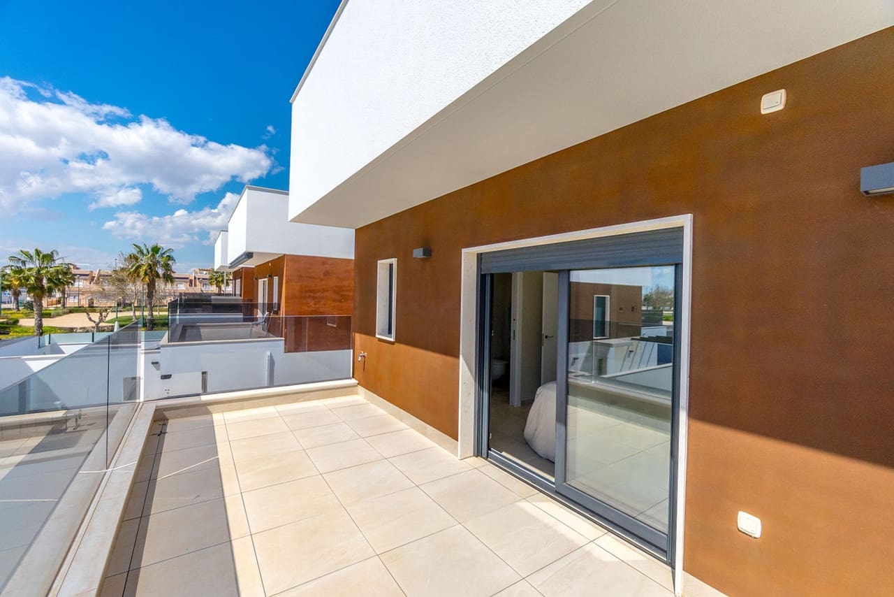 3 makuuhuone Huvila myytävänä paikassa Torre de la Horadada - 599 000 € (Ref: 9156025)