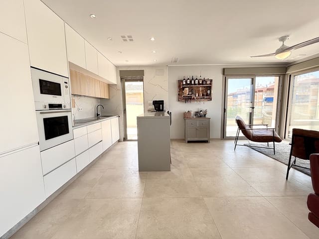 2 makuuhuone Kattohuoneisto myytävänä paikassa Torre de la Horadada, Pilar de la Horadada - 495 000 € (Ref: 9156027)