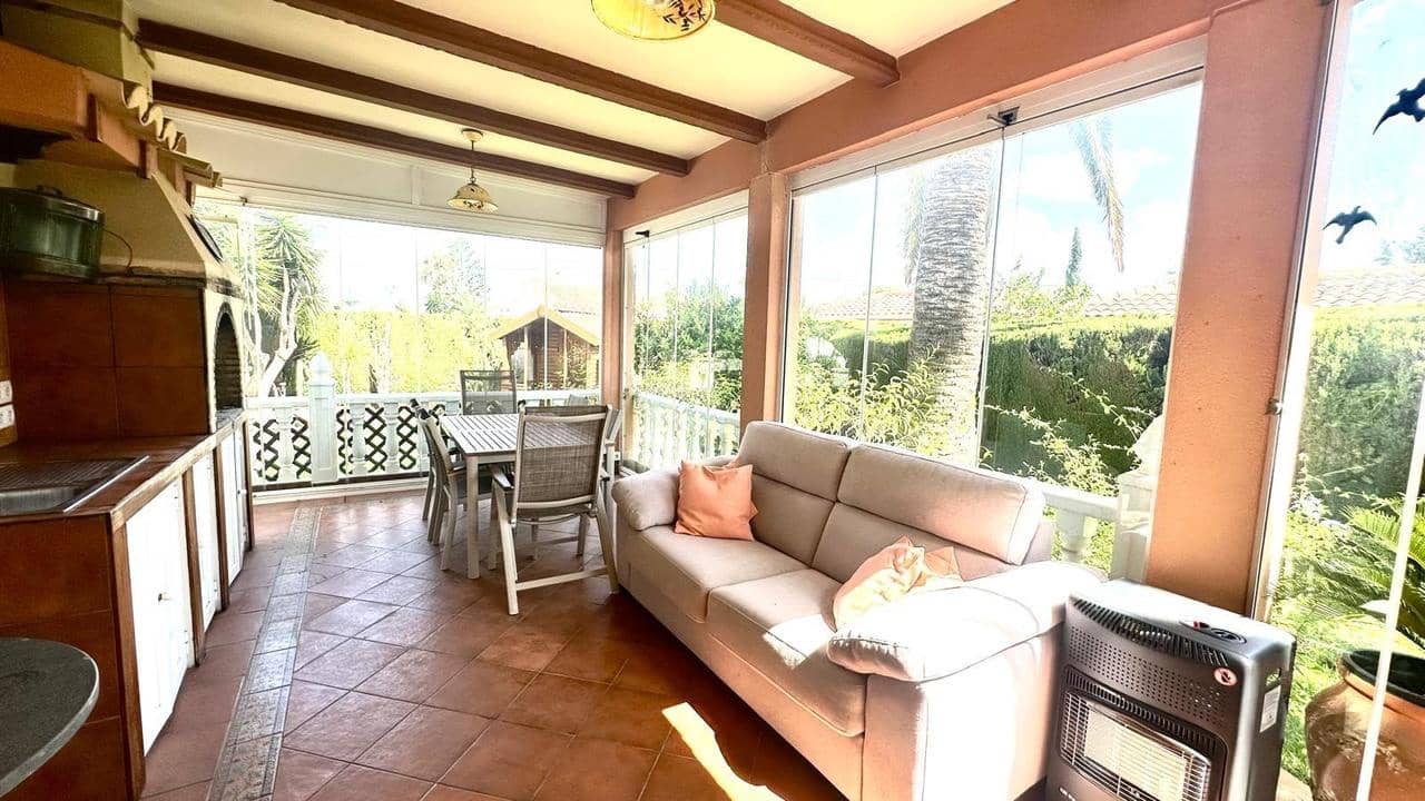 3 Zimmer Villa zu verkaufen in Cabo Roig mit Pool - 850.000 € (Ref: 9159295)