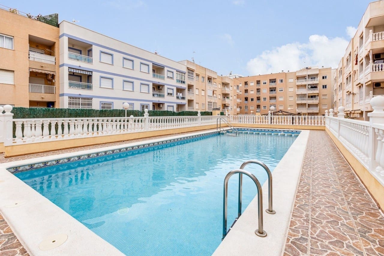 2 Zimmer Apartment zu verkaufen in Torrevieja - 125.000 € (Ref: 9163552)