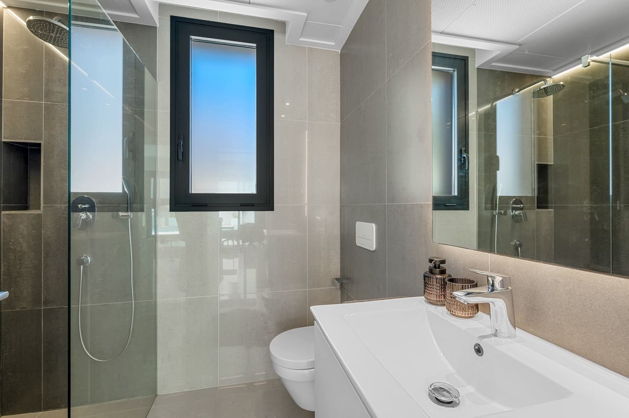 4 soveværelse Villa til salg i Guardamar del Segura med swimmingpool - € 1.390.000 (Ref: 9165571)