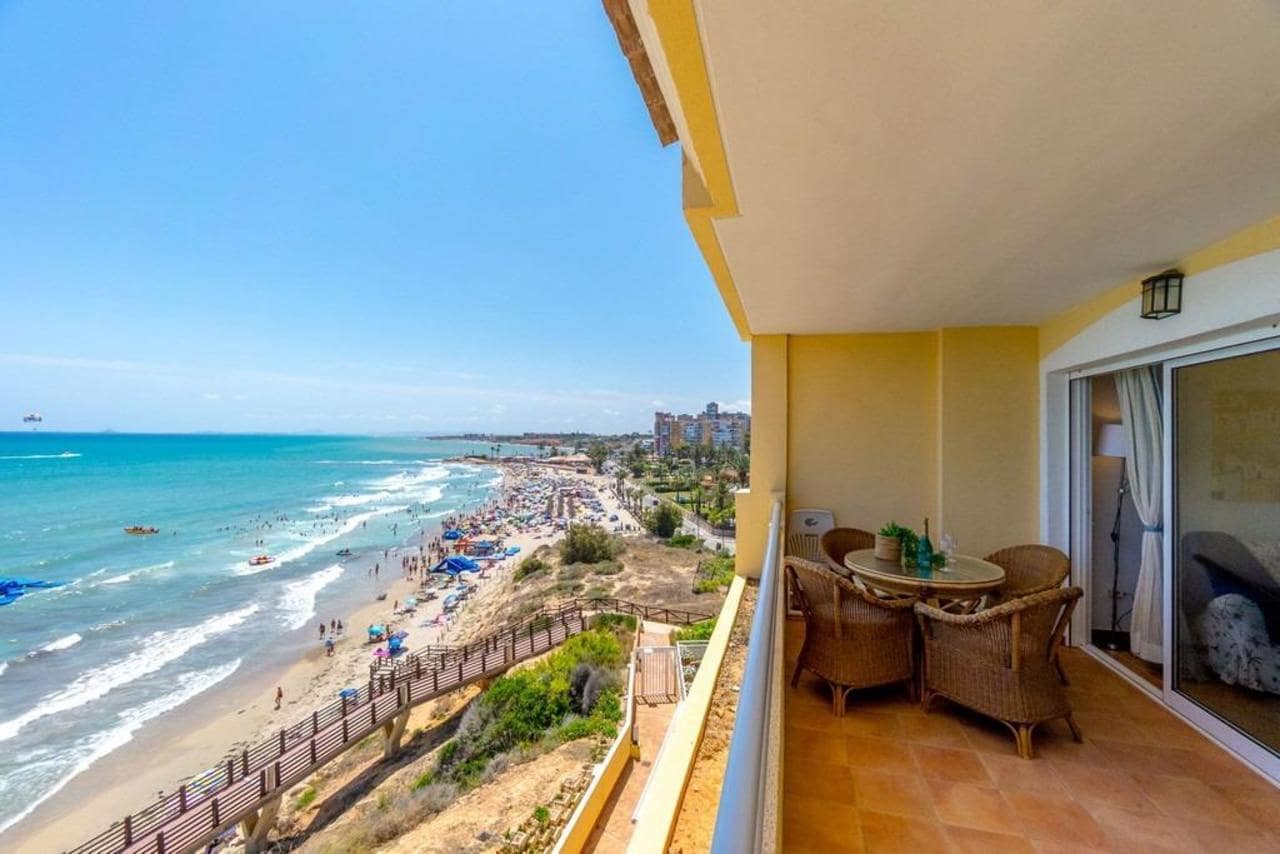 3 bedroom Apartment for sale in Campoamor with pool garage - € 599,000 (Ref: 9166825)