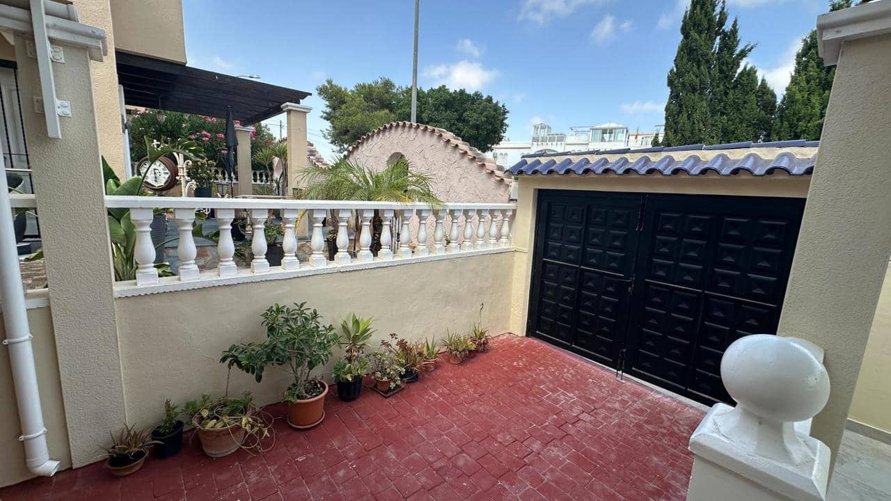 3 quarto Casa em Banda para venda em San Miguel de Salinas com piscina - 345 000 € (Ref: 9166828)