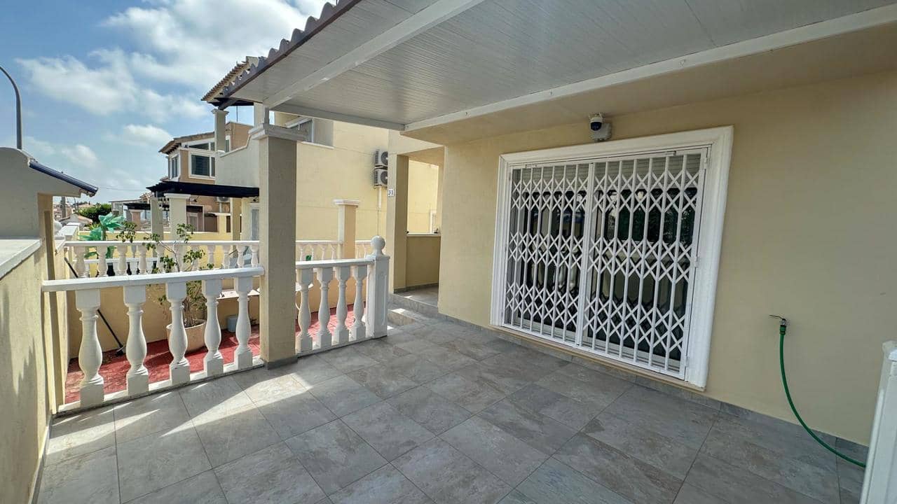 3 quarto Casa em Banda para venda em San Miguel de Salinas com piscina - 345 000 € (Ref: 9166828)
