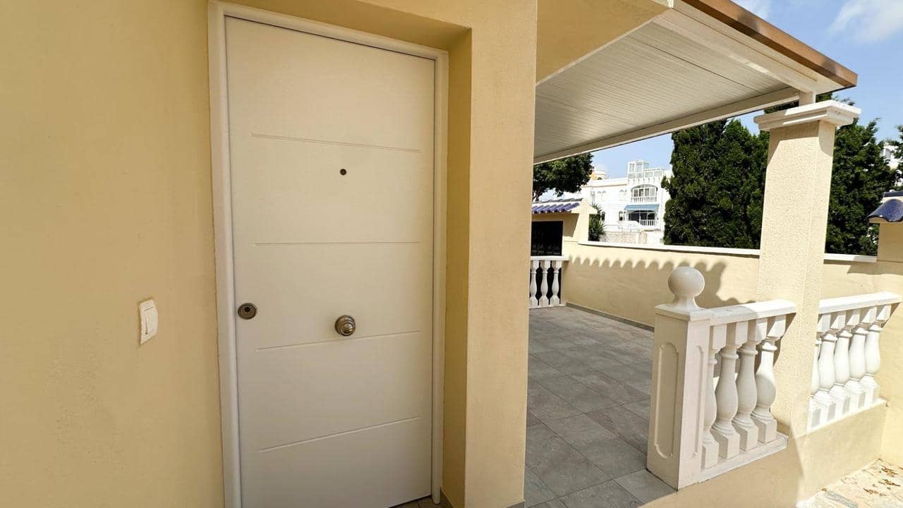 3 quarto Casa em Banda para venda em San Miguel de Salinas com piscina - 345 000 € (Ref: 9166828)