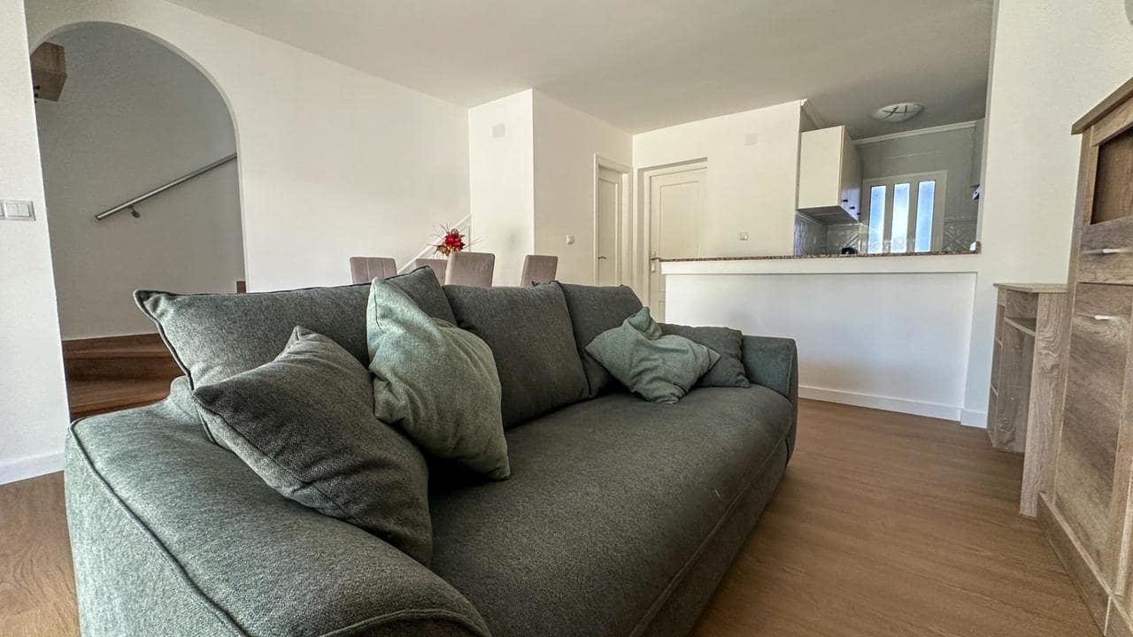 3 quarto Casa em Banda para venda em San Miguel de Salinas com piscina - 345 000 € (Ref: 9166828)