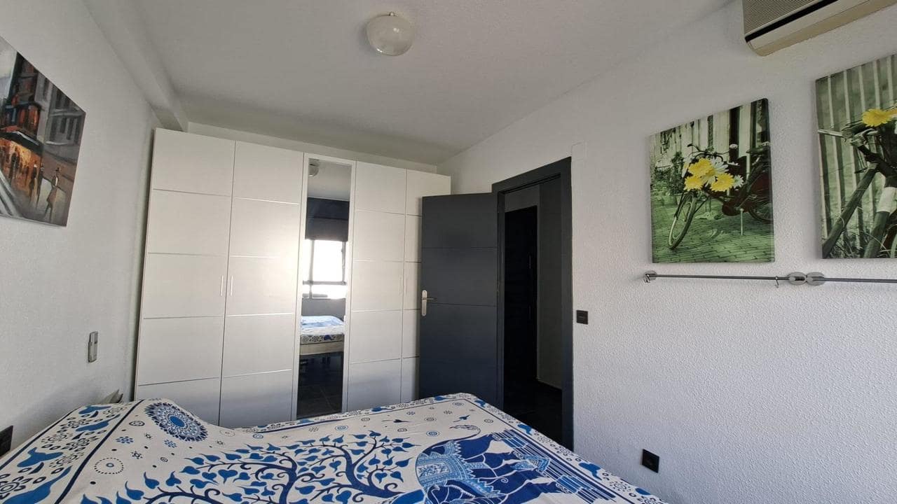 Apartamento de 3 habitaciones en Torrevieja en venta - 320.000 € (Ref: 9176237)