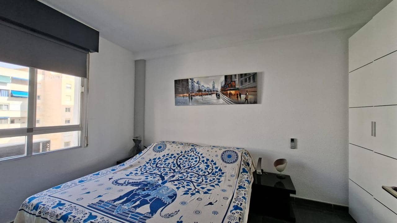 Apartamento de 3 habitaciones en Torrevieja en venta - 320.000 € (Ref: 9176237)