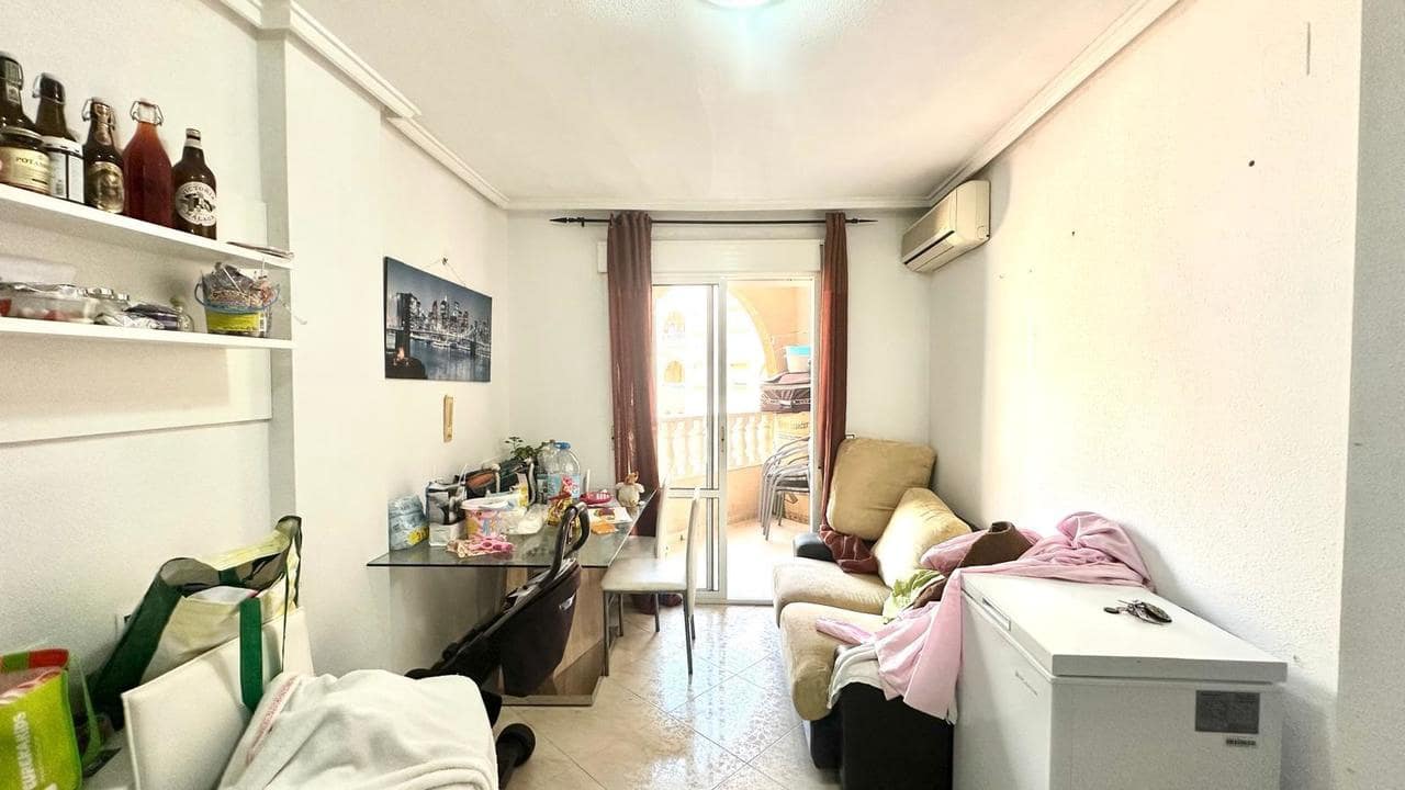 2 quarto Apartamento para venda em Torrevieja com piscina - 139 900 € (Ref: 9176239)