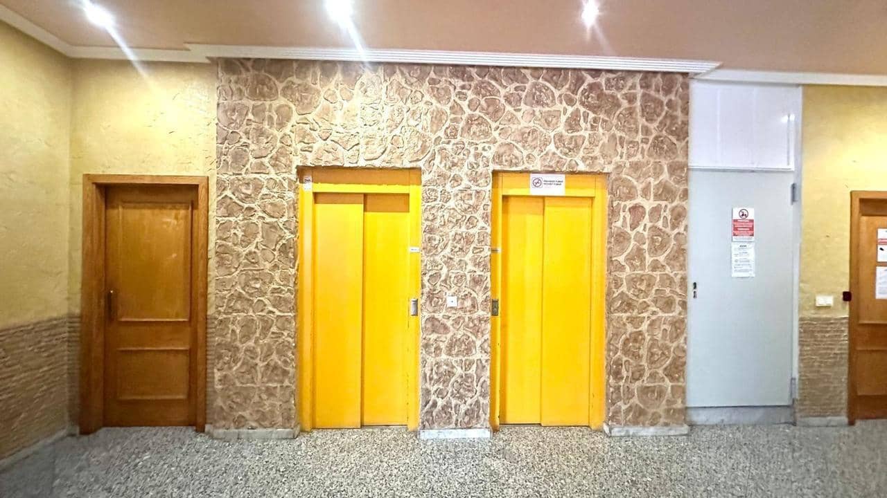 2 quarto Apartamento para venda em Torrevieja com piscina - 139 900 € (Ref: 9176239)