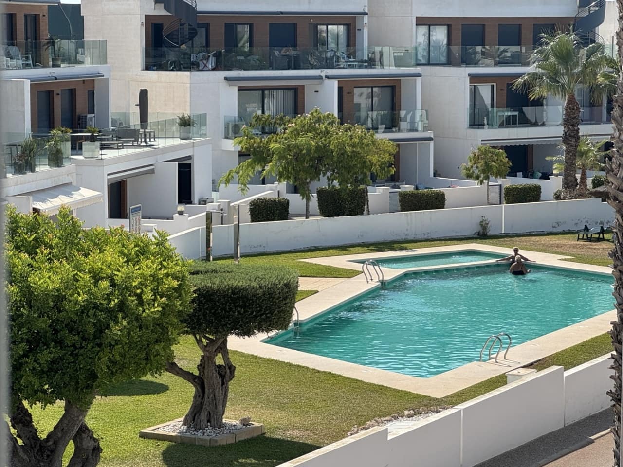 2 sypialnia Bungalow na sprzedaż w Villamartin z basenem - 339 000 € (Ref: 9177678)