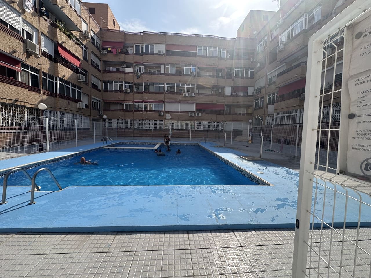 2 soveværelse Lejlighed til salg i Torrevieja med swimmingpool garage - € 124.900 (Ref: 9183346)