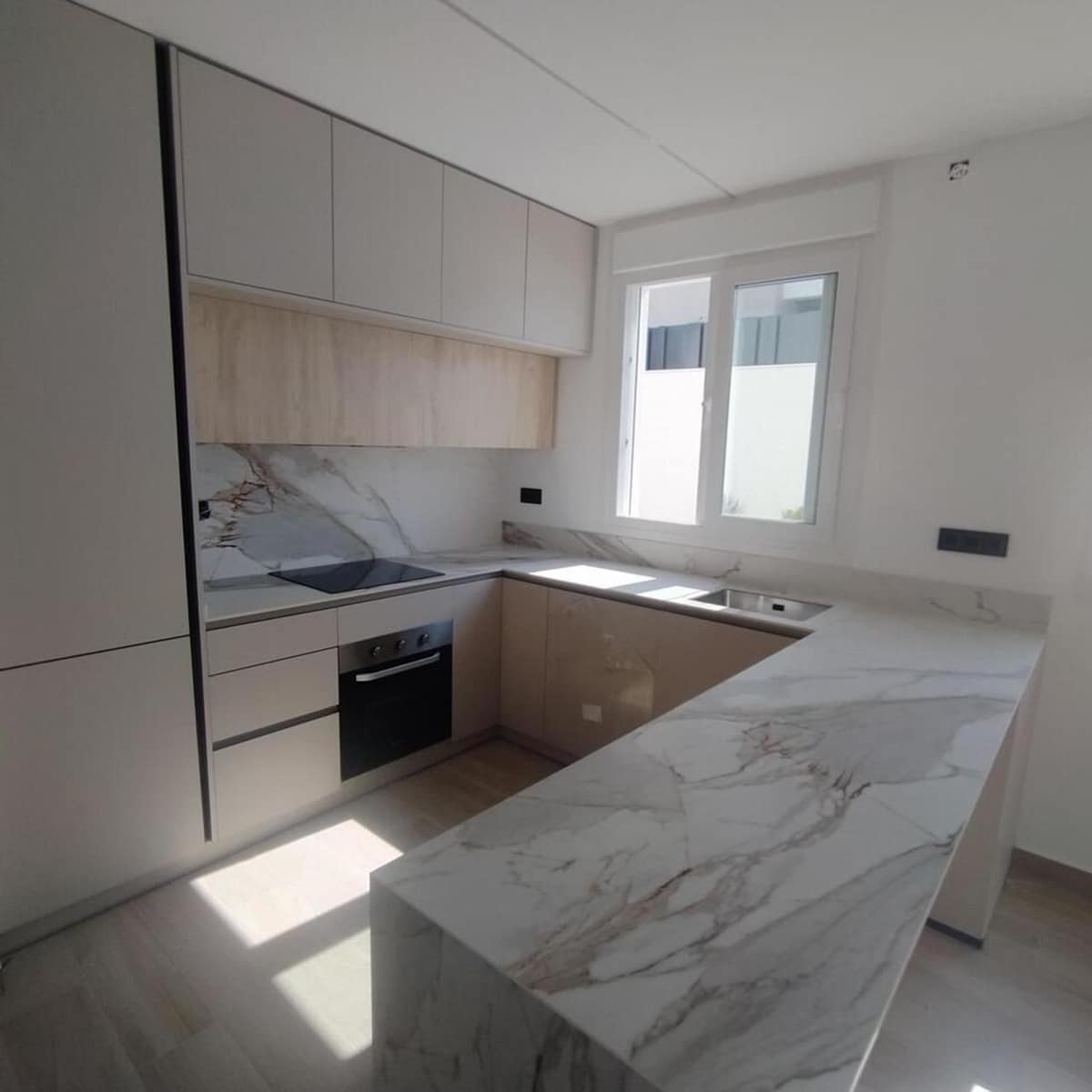 3 soverom Villa til salgs i Torrevieja med svømmebasseng - € 640 000 (Ref: 9186700)