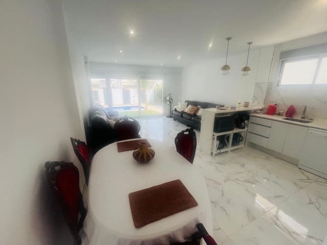 3 bedroom Villa for sale in Centro, Los Alcázares - € 375,900 (Ref: 9189069)