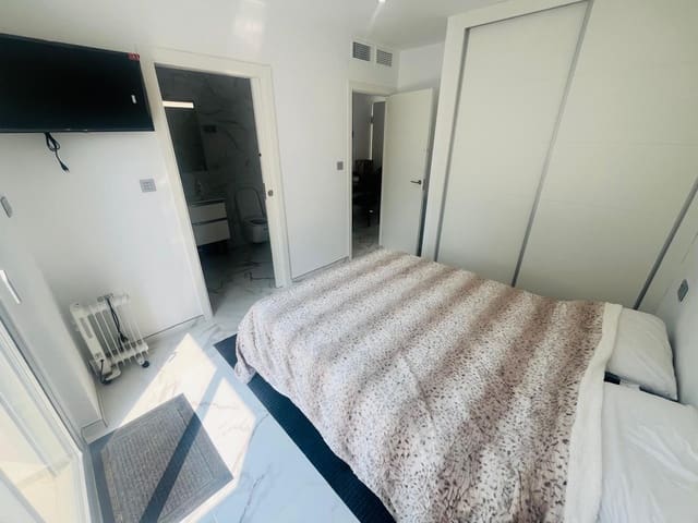 3 bedroom Villa for sale in Centro, Los Alcázares - € 375,900 (Ref: 9189069)