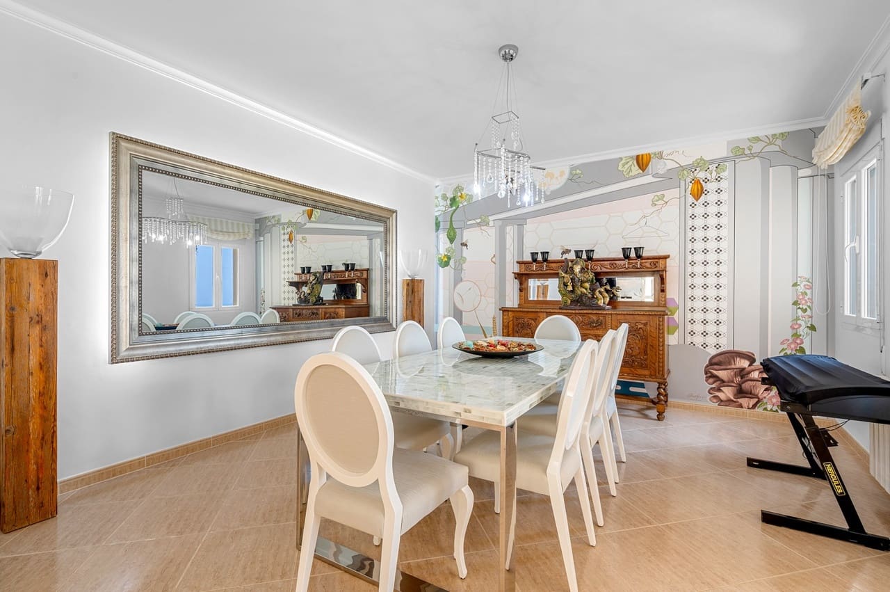 5 soveværelse Villa til salg i Benissa med swimmingpool garage - € 1.690.000 (Ref: 9190889)
