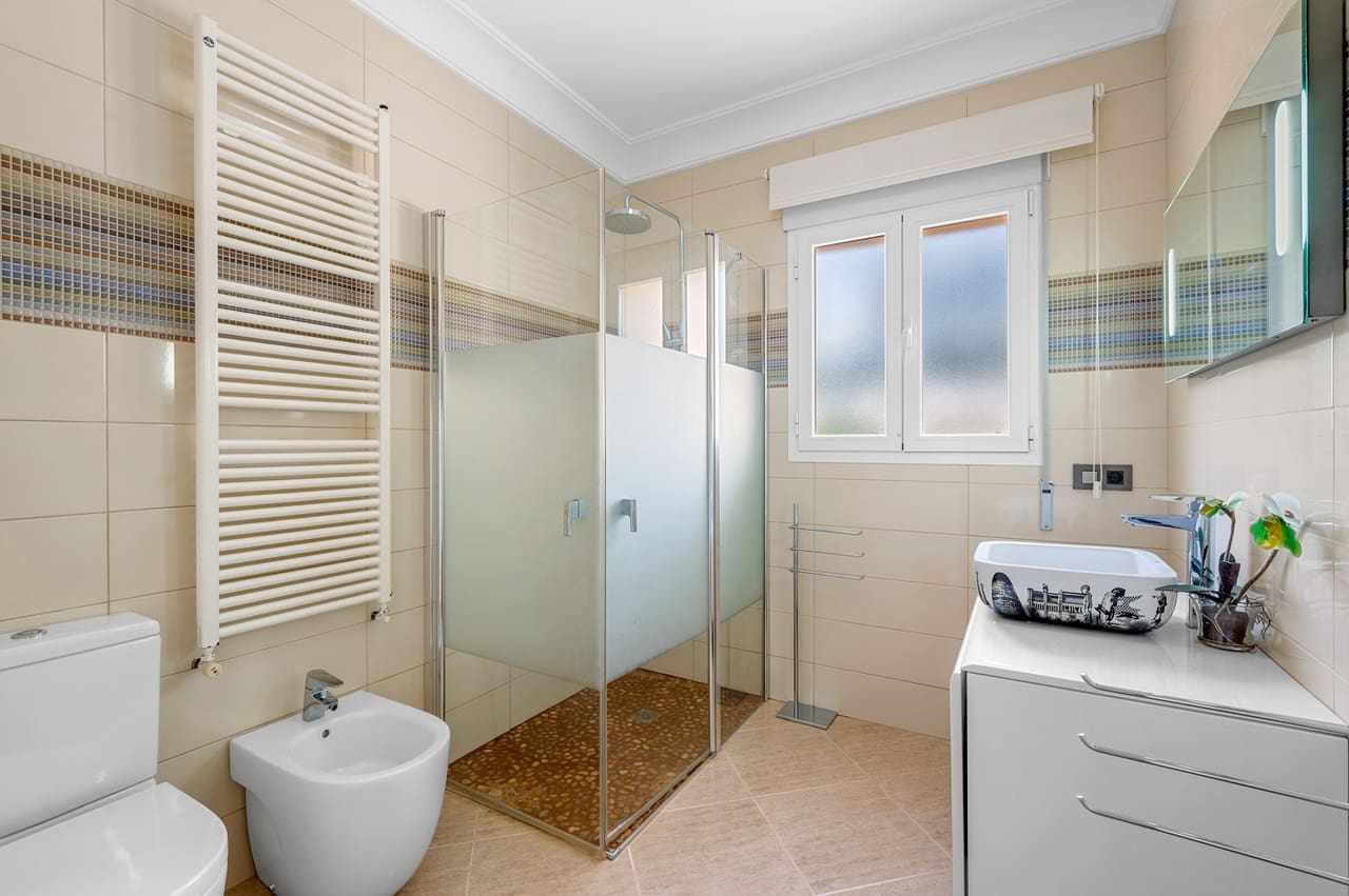 5 soveværelse Villa til salg i Benissa med swimmingpool garage - € 1.690.000 (Ref: 9190889)