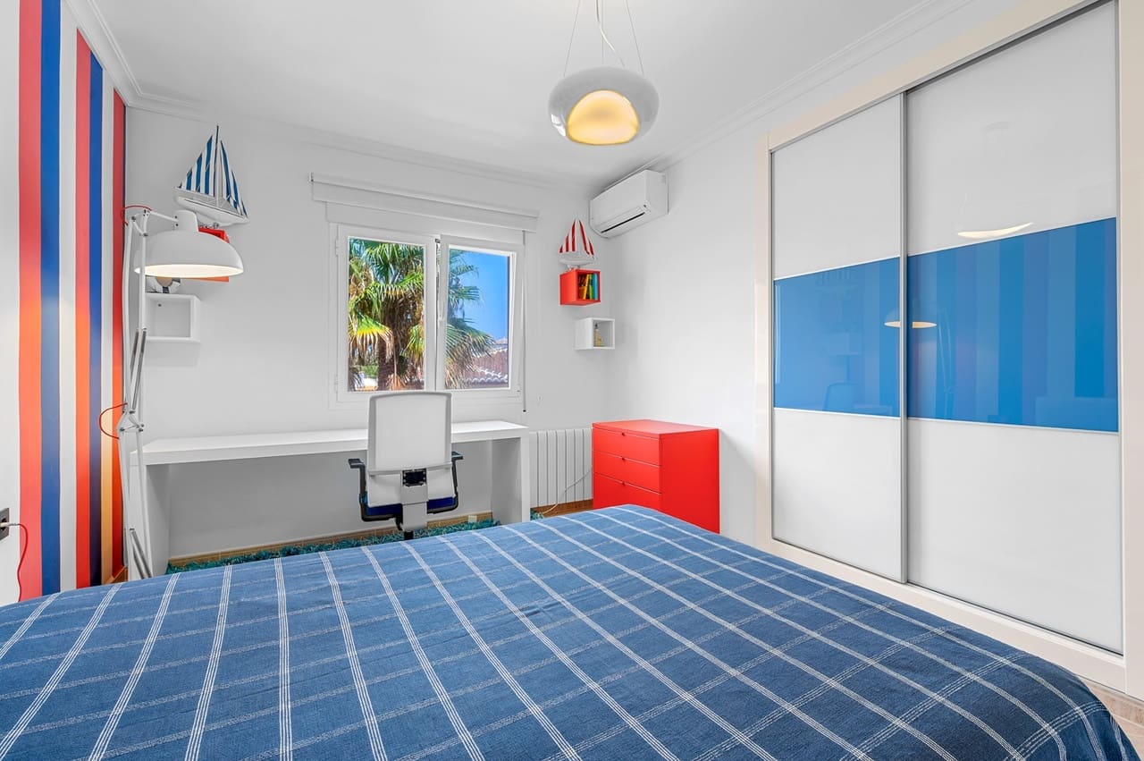 5 soveværelse Villa til salg i Benissa med swimmingpool garage - € 1.690.000 (Ref: 9190889)