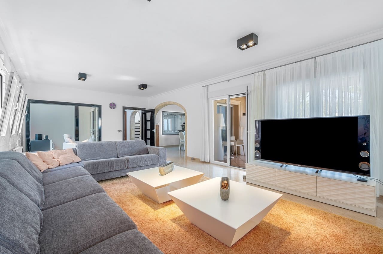 5 soveværelse Villa til salg i Benissa med swimmingpool garage - € 1.690.000 (Ref: 9190889)