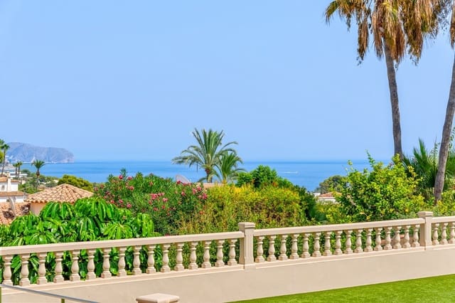 5 soveværelse Villa til salg i Benissa med swimmingpool garage - € 1.690.000 (Ref: 9190889)