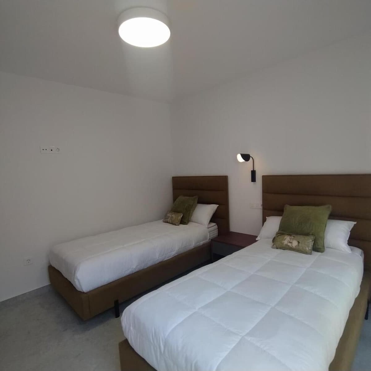 3 makuuhuone Huoneisto myytävänä paikassa Torrevieja mukana uima-altaan - 349 900 € (Ref: 9192111)