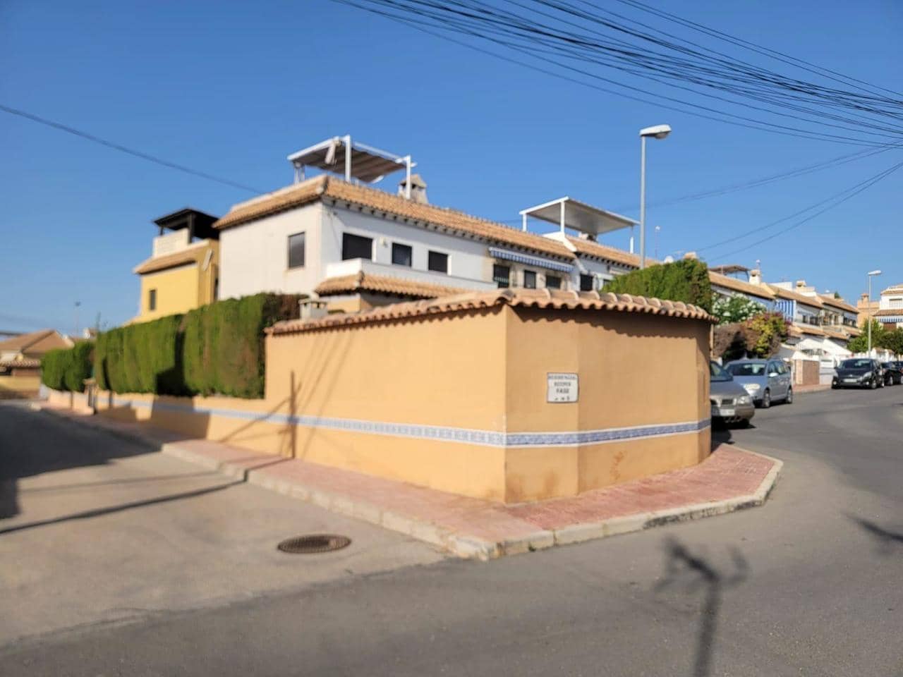 2 soveværelse Bungalow til salg i Torrevieja med swimmingpool - € 169.000 (Ref: 9193573)