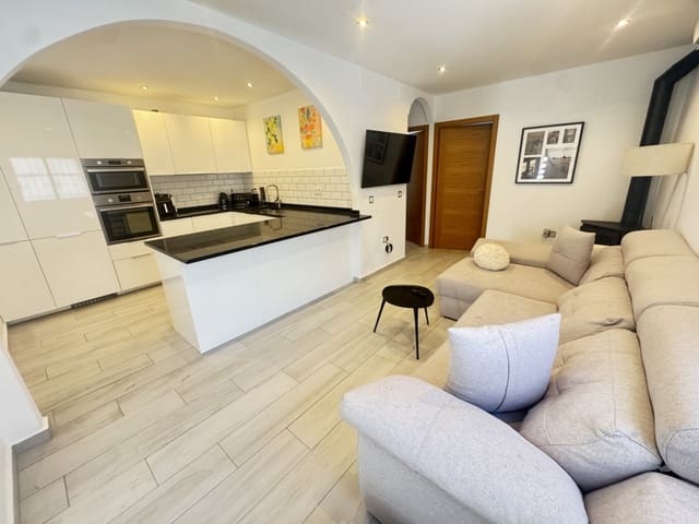 2 quarto Moradia para venda em Villamartin, Orihuela com piscina - 265 000 € (Ref: 9197557)