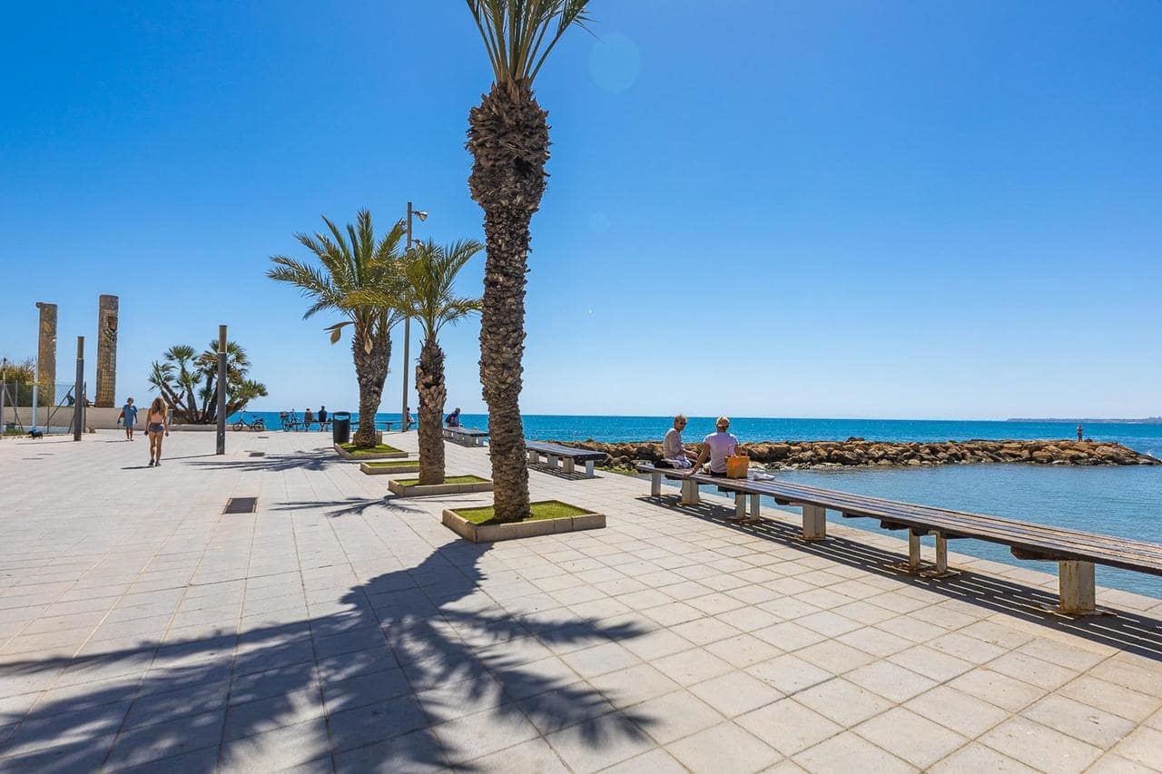 3 sovrum Lägenhet till salu i Torrevieja - 275 000 € (Ref: 9197560)