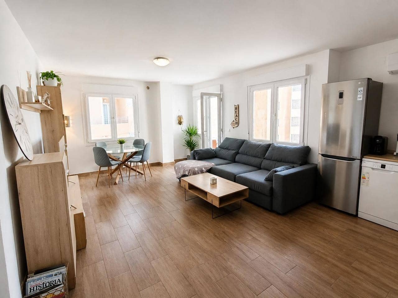 Apartamento de 3 habitaciones en Torrevieja en venta - 255.000 € (Ref: 9197560)
