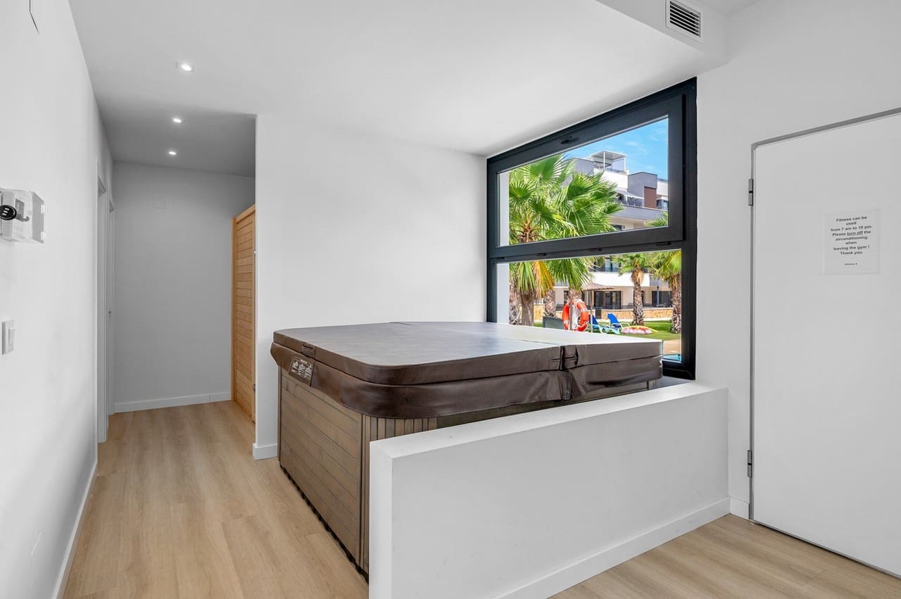 2 chambre Appartement à vendre à Orihuela Costa - 329 000 € (Ref: 9202254)