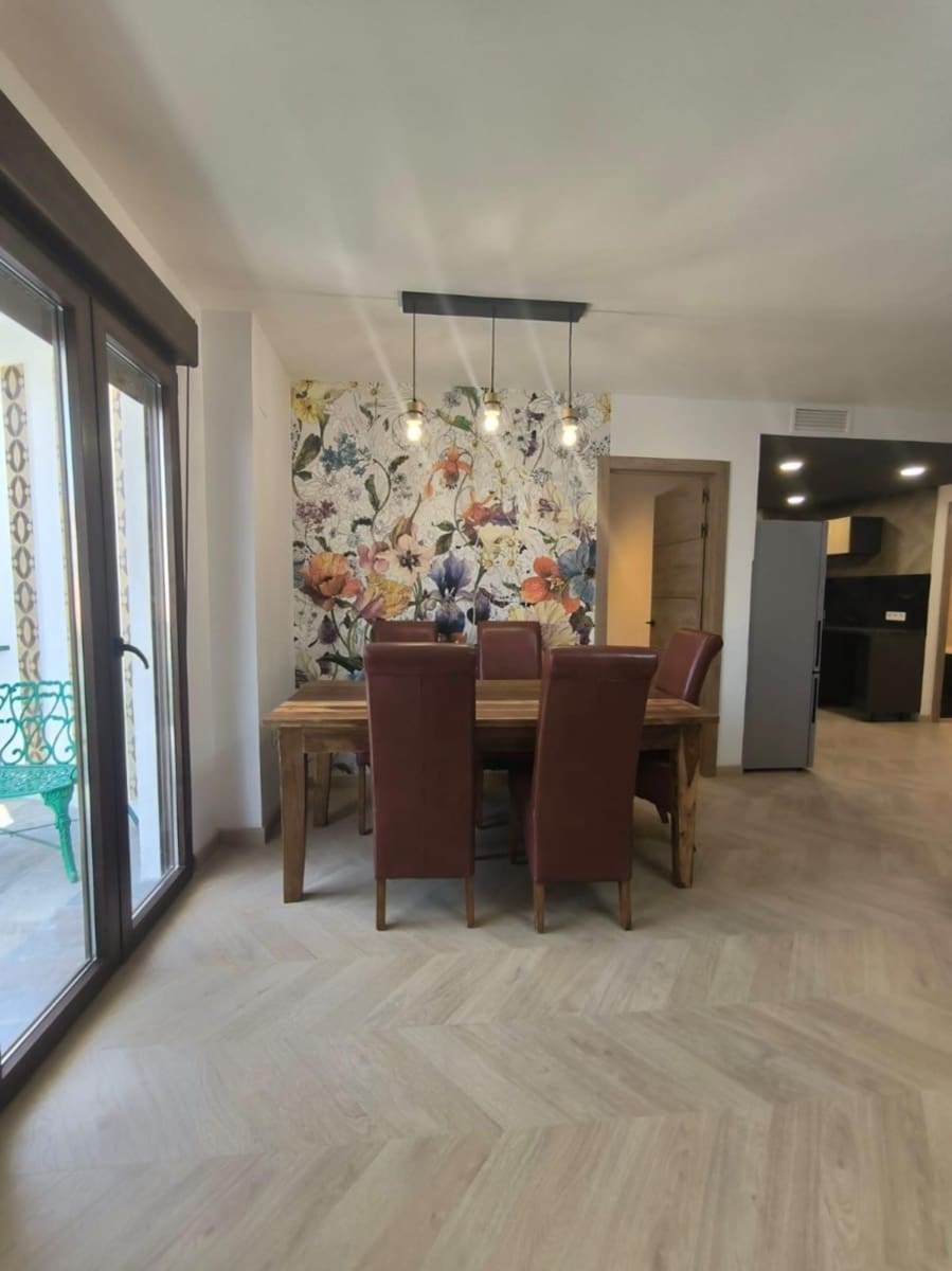 3 soveværelse Lejlighed til salg i Torrevieja - € 189.900 (Ref: 9202257)