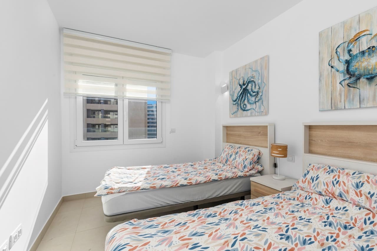 2 Zimmer Apartment zu verkaufen in Orihuela Costa mit Pool - 479.000 € (Ref: 9202261)