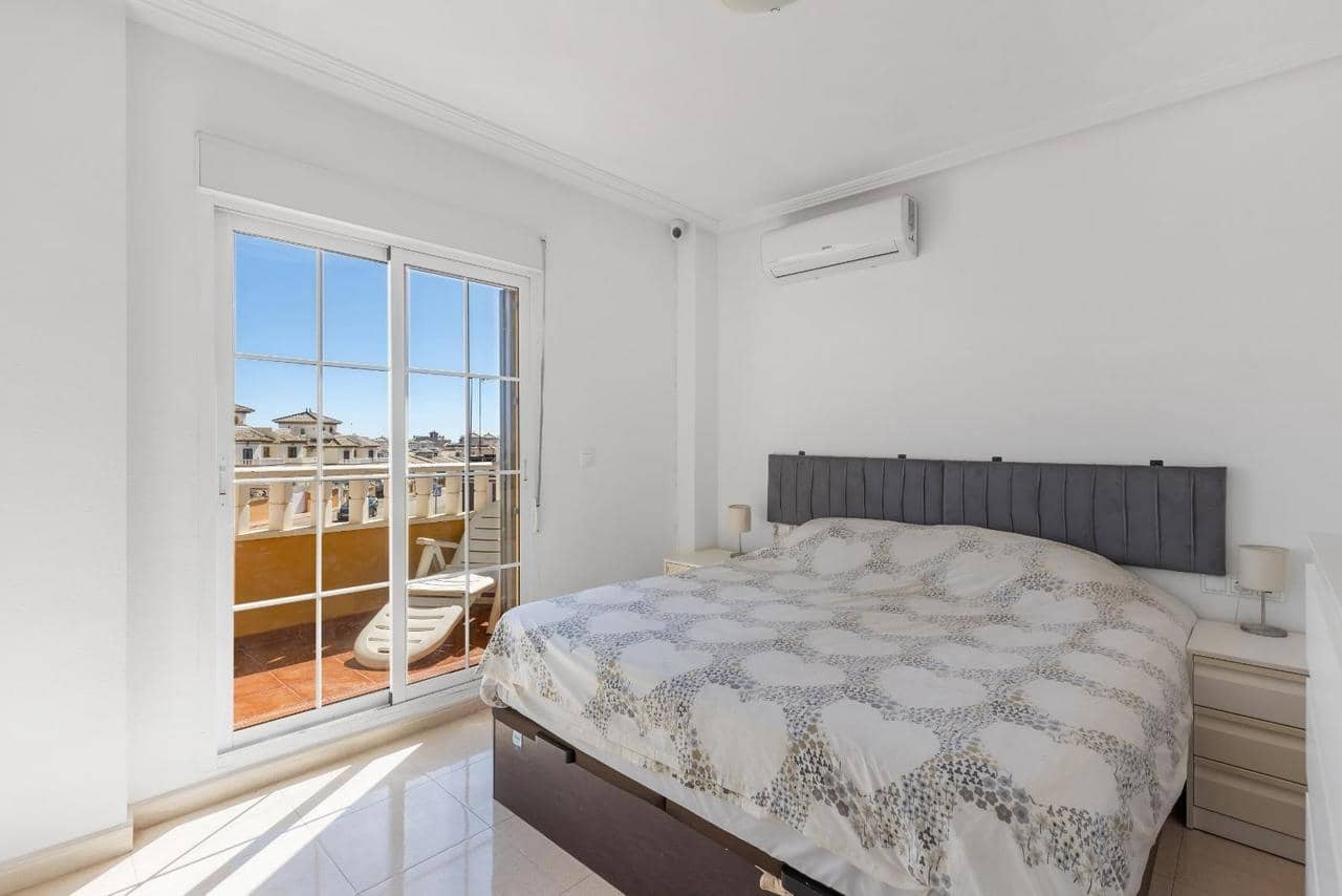 2 bedroom Villa for sale in Orihuela Costa with pool - € 262,500 (Ref: 9208168)