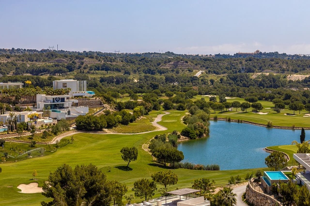 2 soveværelse Penthouse til salg i Las Colinas Golf med swimmingpool garage - € 369.000 (Ref: 9217306)
