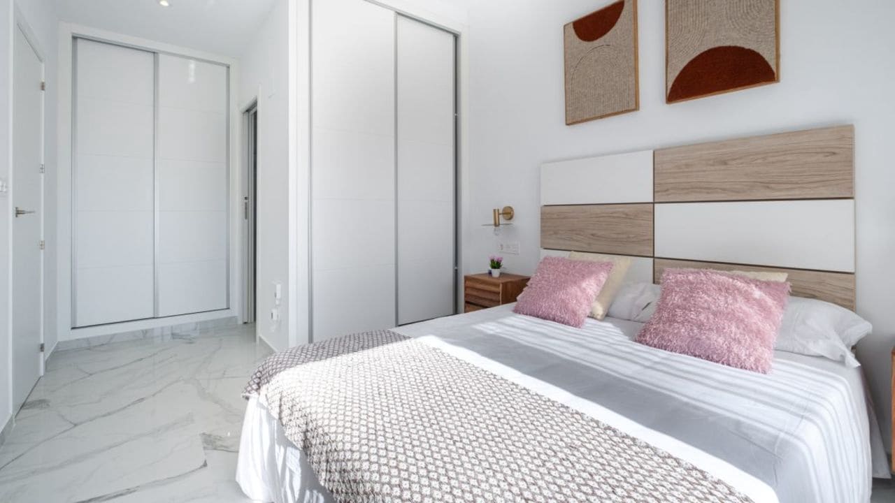 3 sovrum Villa till salu i Torrevieja - 385 000 € (Ref: 9228387)