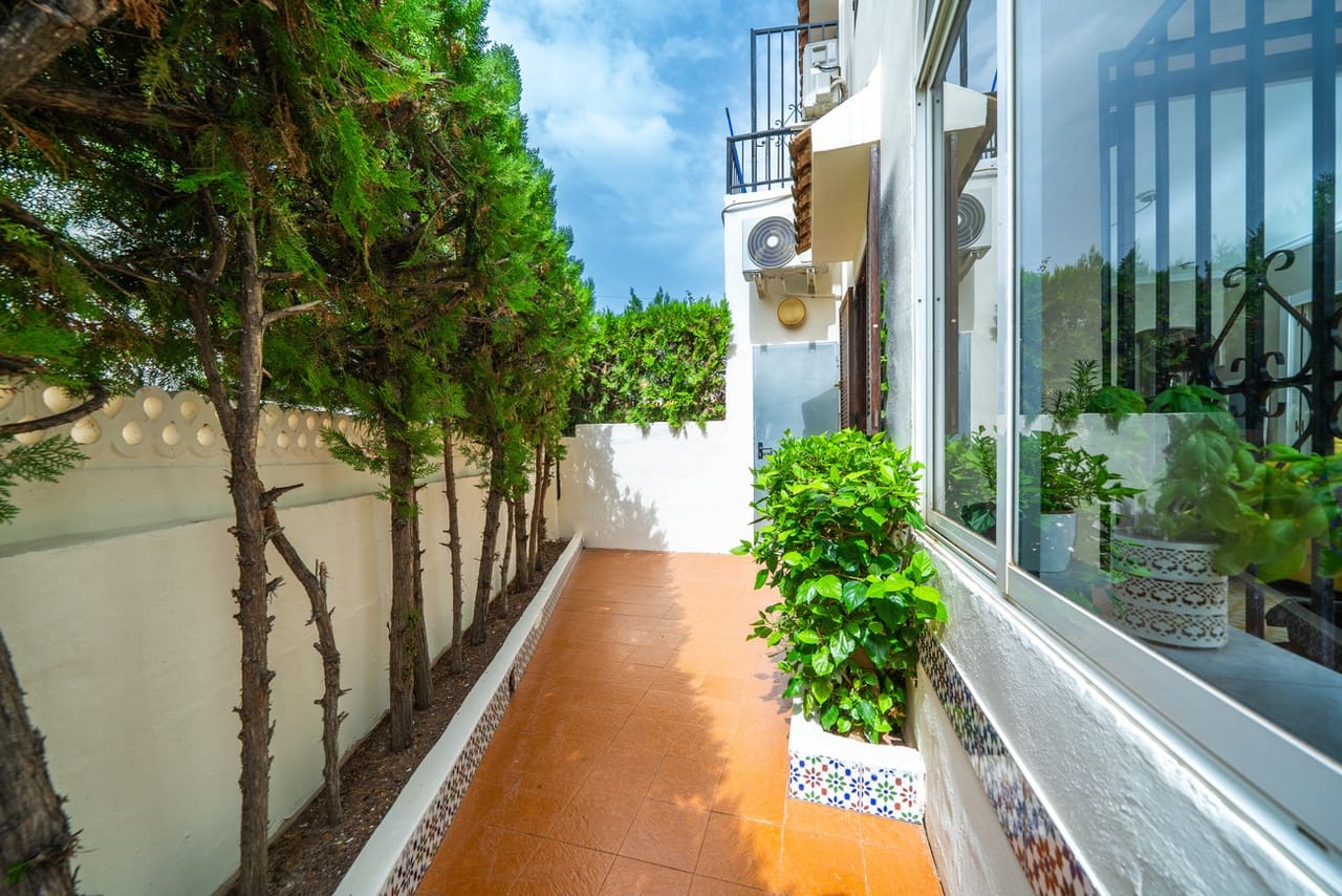 2 soverom Bungalow til salgs i Torrevieja med svømmebasseng - € 180 000 (Ref: 9246424)