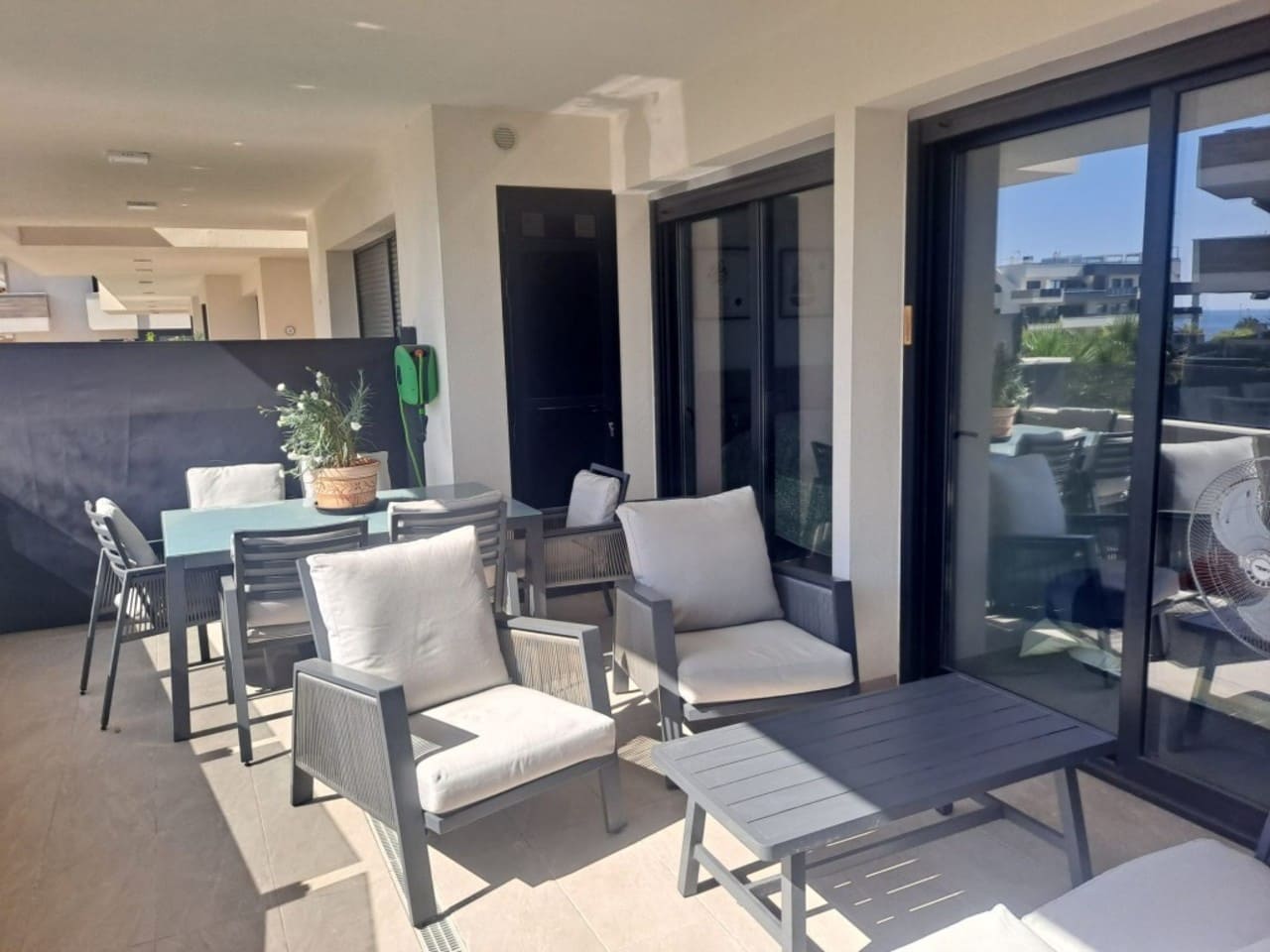 2 bedroom Apartment for sale in Playa Flamenca - € 339,000 (Ref: 9254785)