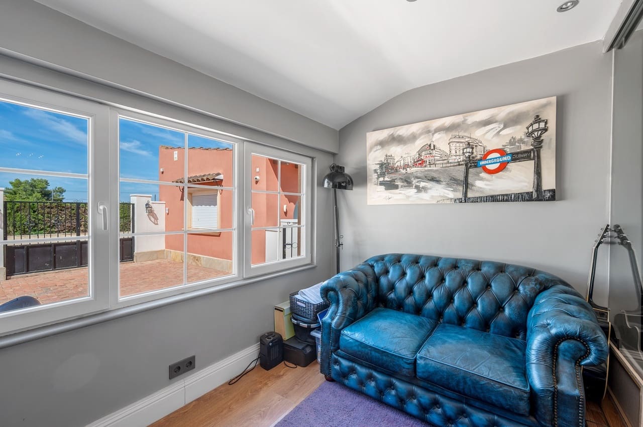 6 slaapkamer Finca/Landhuis te koop in Almoradi met zwembad garage - € 595.000 (Ref: 9256845)