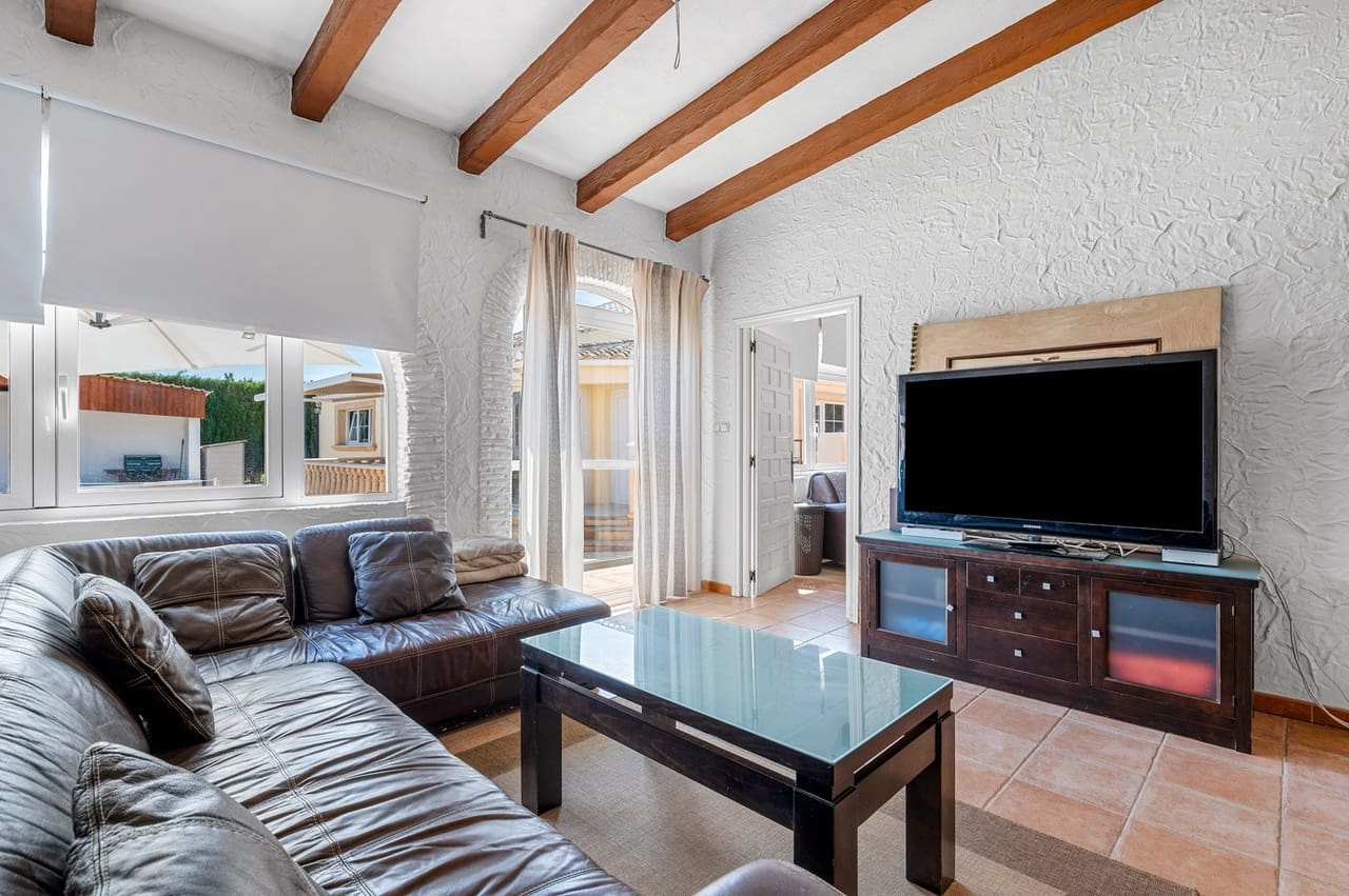 6 slaapkamer Finca/Landhuis te koop in Almoradi met zwembad garage - € 595.000 (Ref: 9256845)