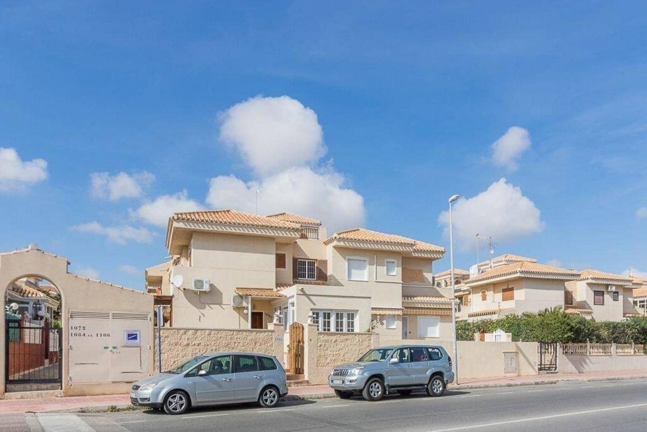 Chalet de 3 habitaciones en Orihuela Costa en venta - 239.000 € (Ref: 9264131)