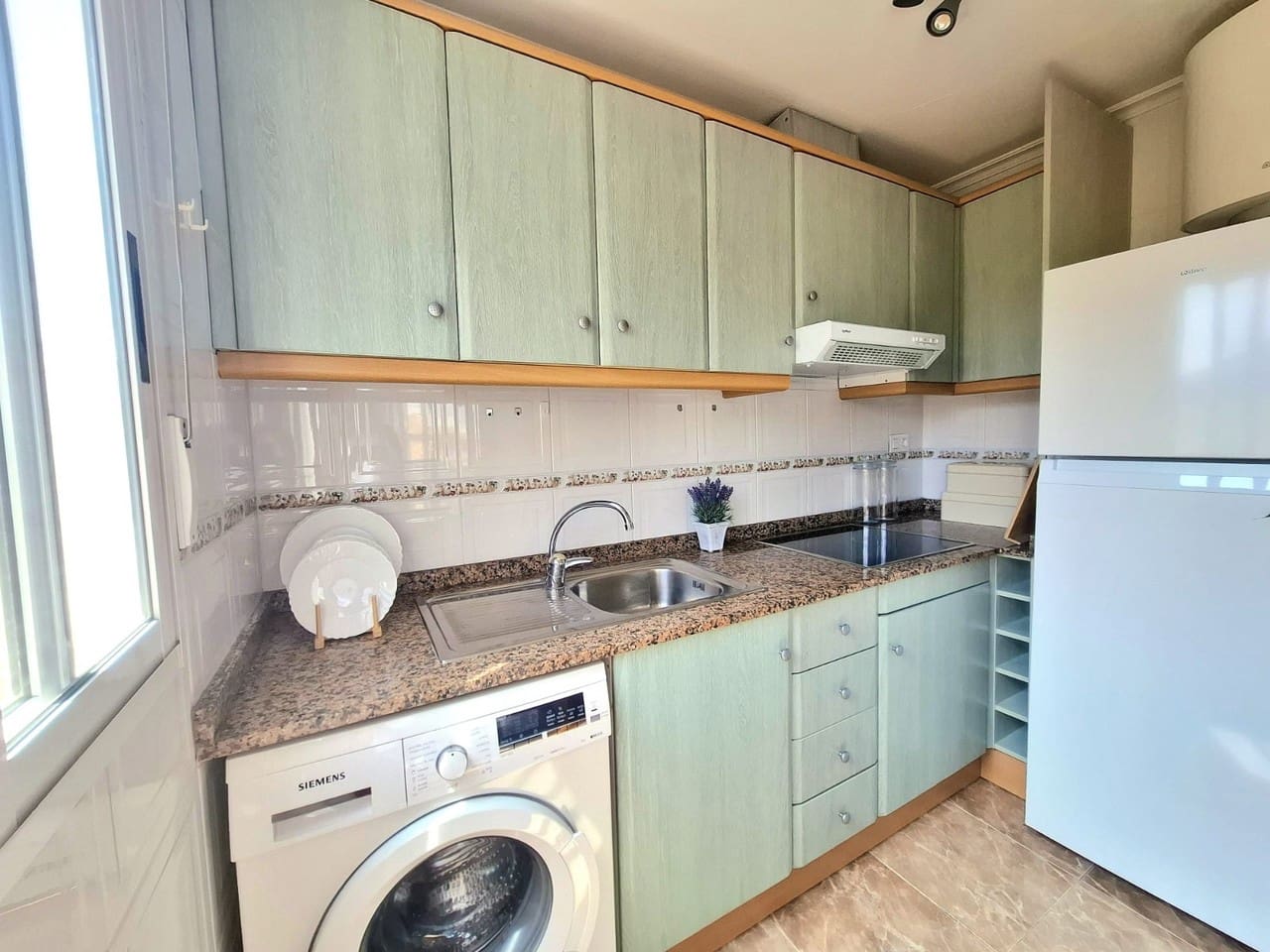 Apartamento de 2 habitaciones en Torrevieja en venta - 149.000 € (Ref: 9264132)