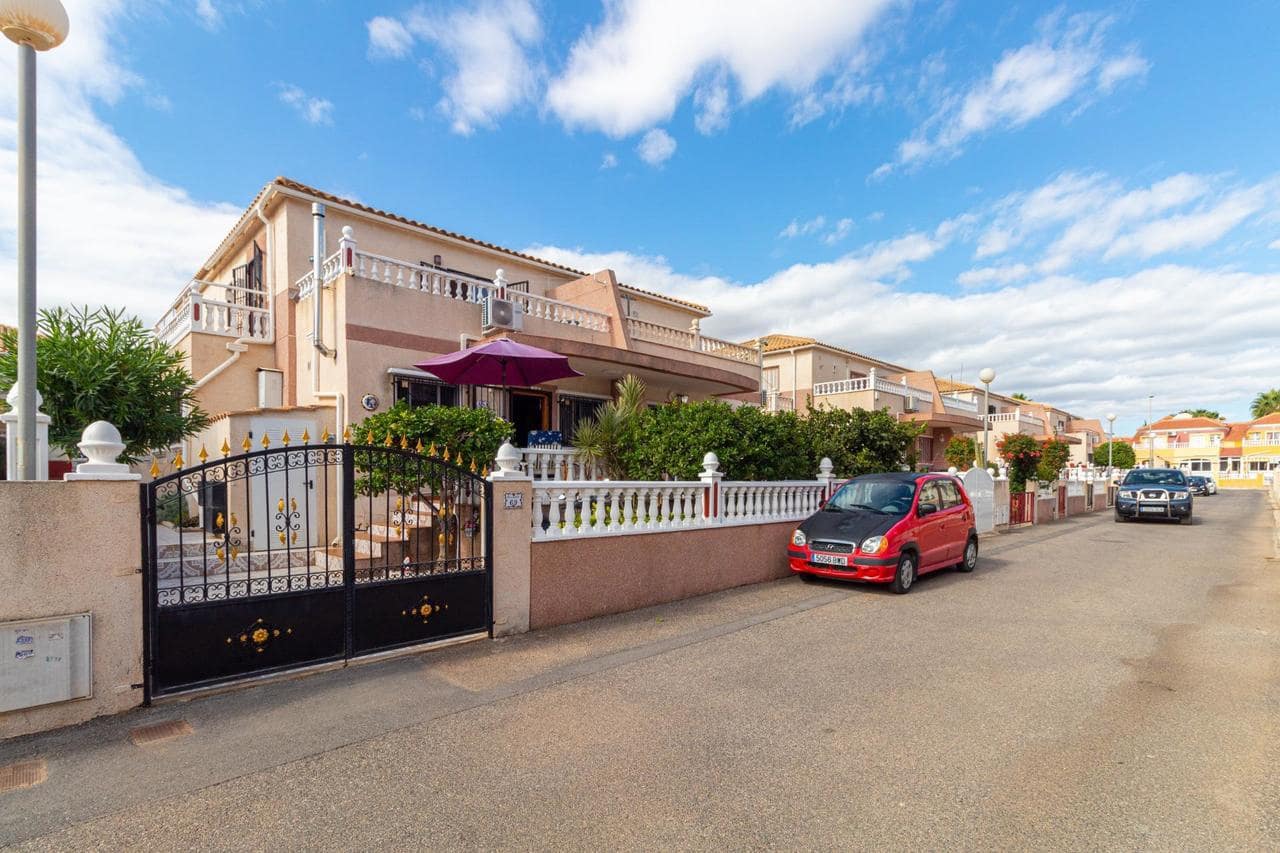 3 soveværelse Byhus til salg i Orihuela Costa med swimmingpool - € 219.000 (Ref: 9264144)